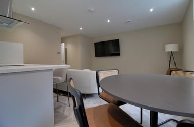 Clayton Street West, Newcastle Upon Tyne, Newcastle - Image 2